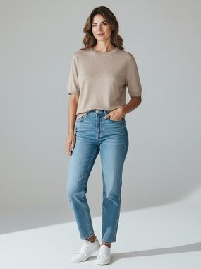 Cashmere sweater